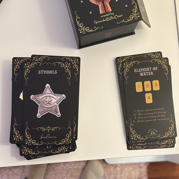 Practical Magic Inner Witch Oracle Deck - Picture 7 of 7